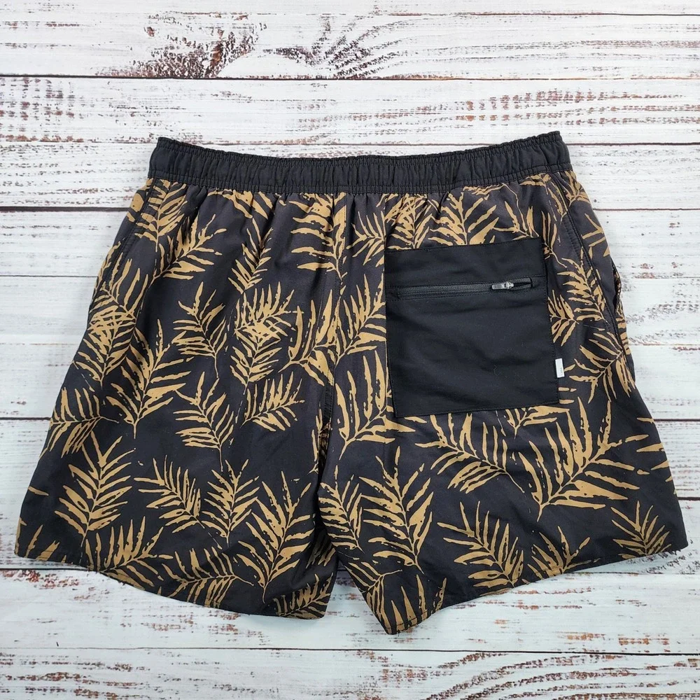 Vuori Trail Shorts 2.0 Mens L Black Tan Palm Print Lined Running